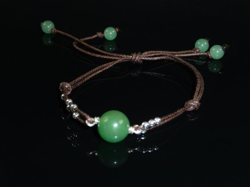 BRACELET EN AVENTURINE, CORDON CHOCOLAT